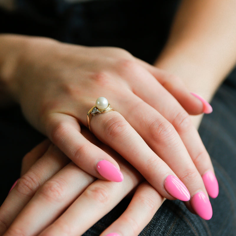 1980s Natural Pearl & Diamond Ring | Sz 7