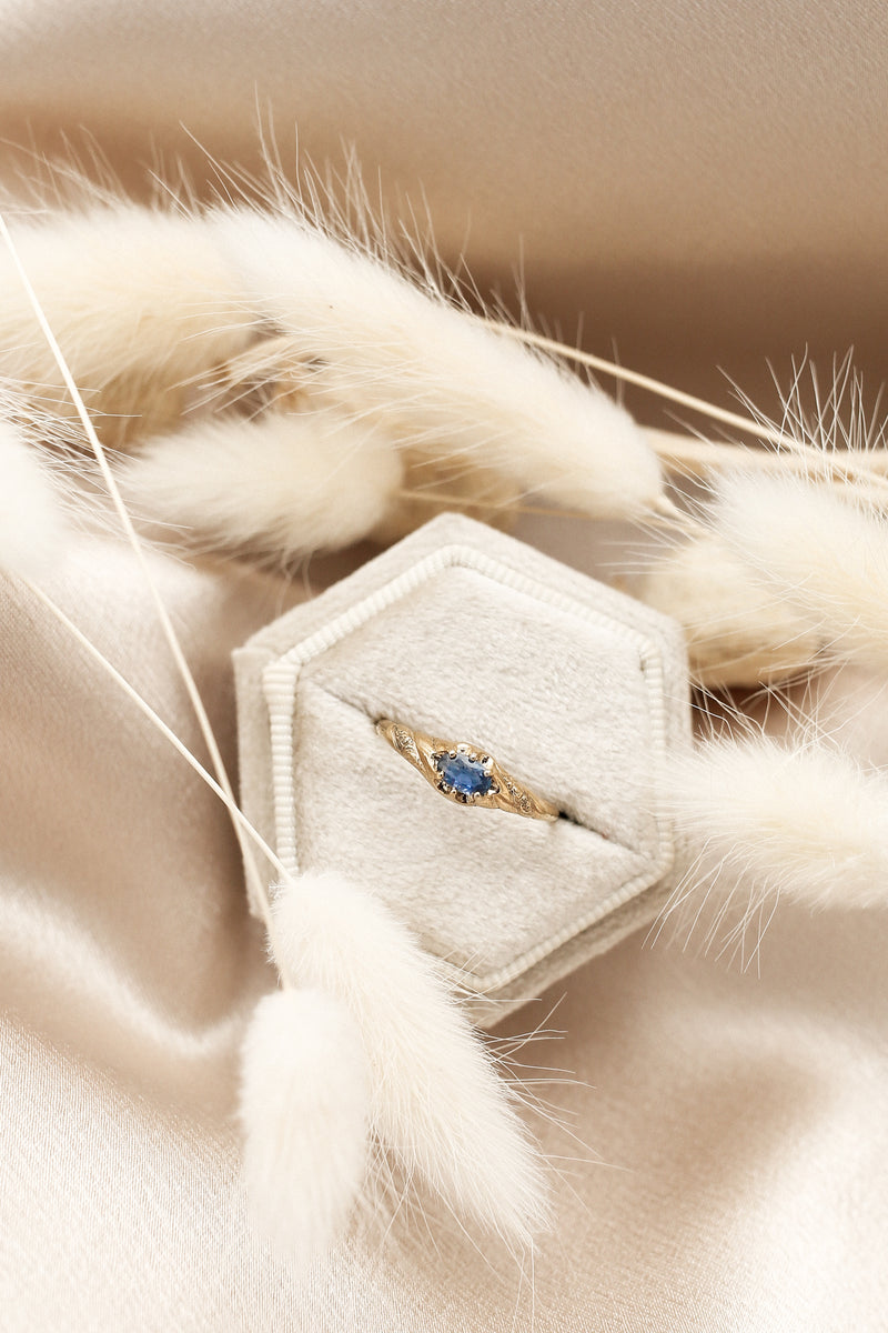 Antique Blue Sapphire Ring | Size 7