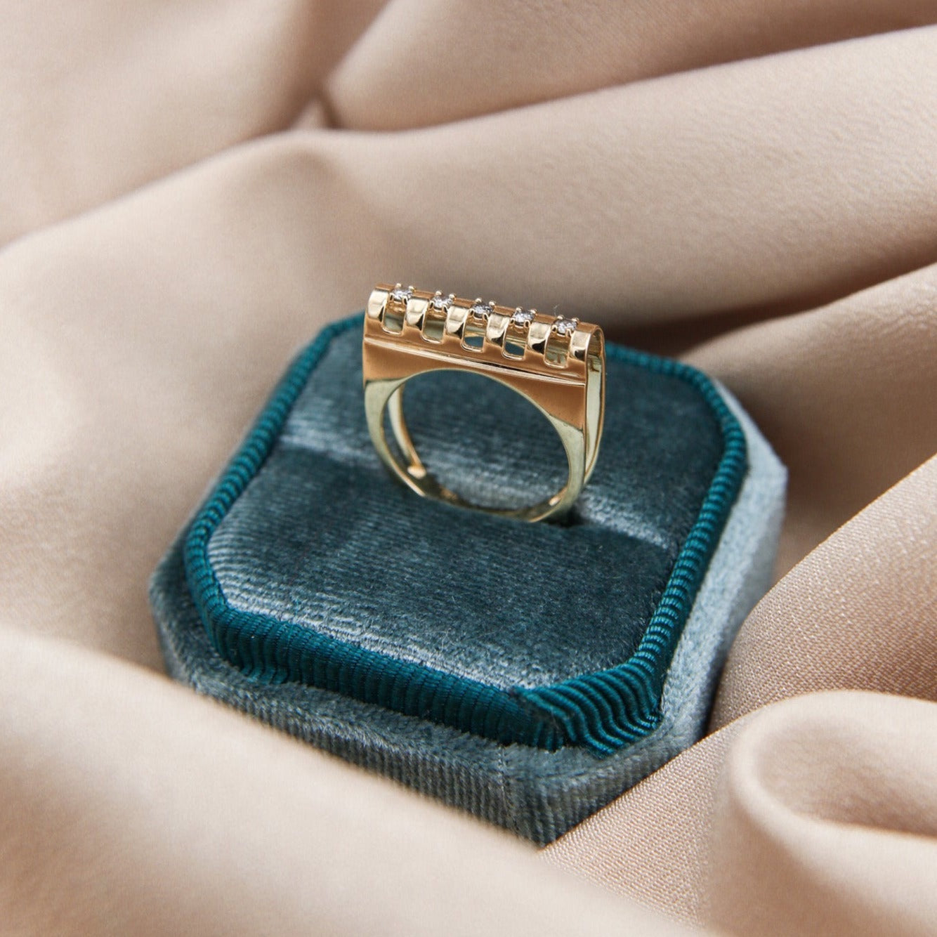 Evora | CIVAL ORIGINAL | 14k & Diamond Ring