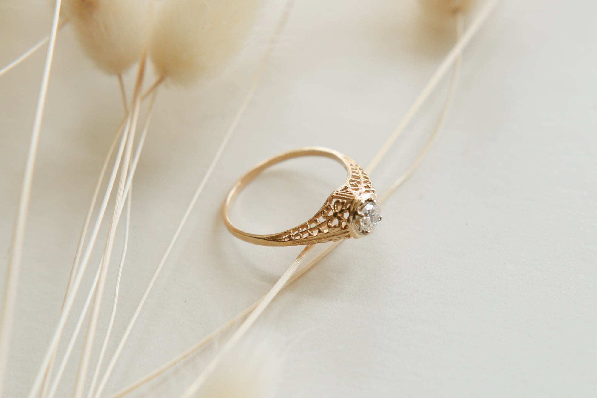 1920's Floral Filigree Diamond Ring | sz 9.75