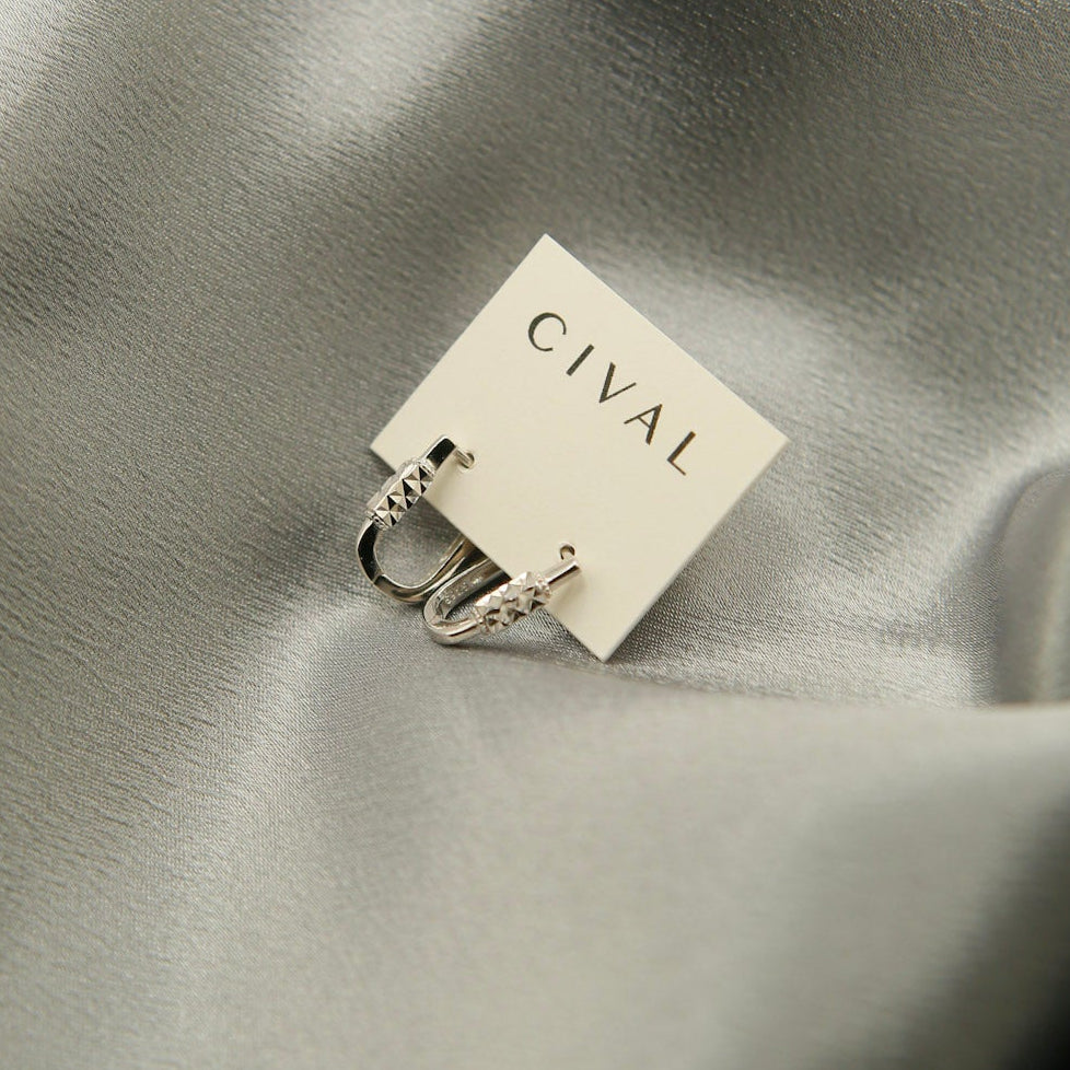 *new* Nina | Huggie Hoop