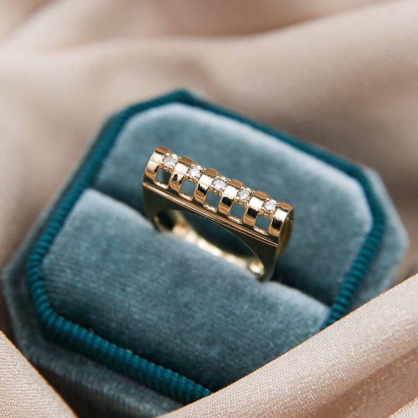 Evora | CIVAL ORIGINAL | 14k & Diamond Ring