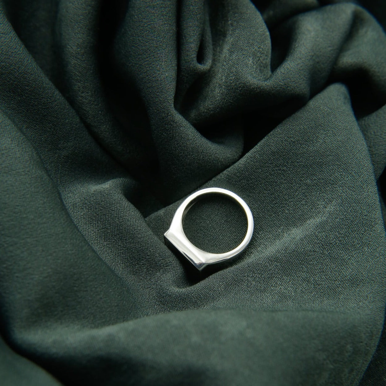 side view of sterling silver Velma ring