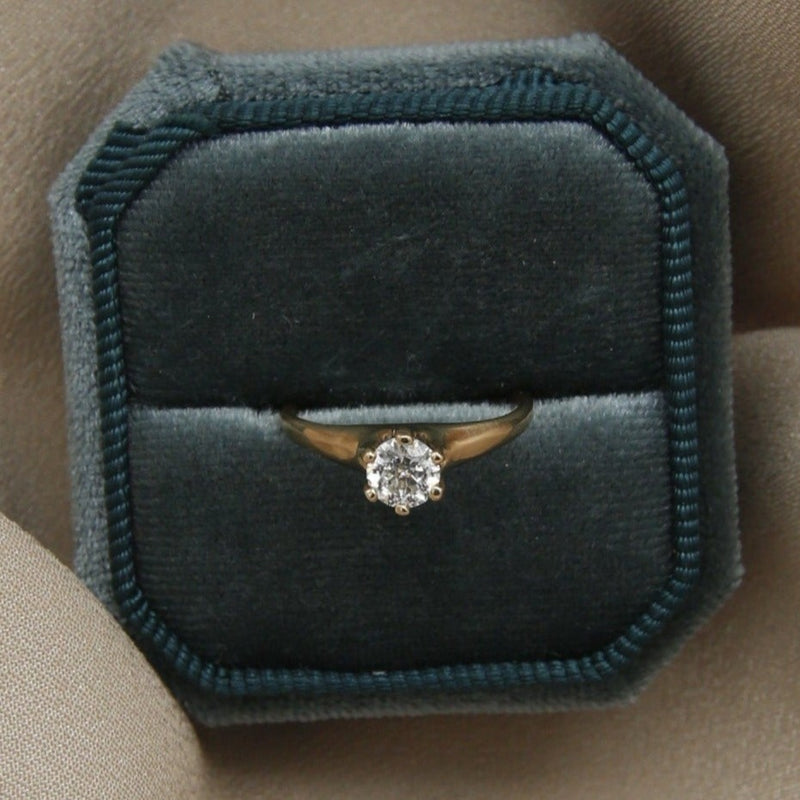 1860's 10K Moissanite Ring | Sz 6.25